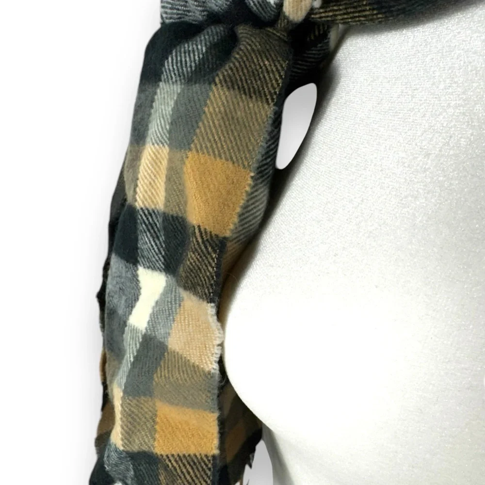 100% Cashmere Hand Tailored Made In Germany Neutral Plaid Unisex Scarf, 12x63 - Picture 11 of 11